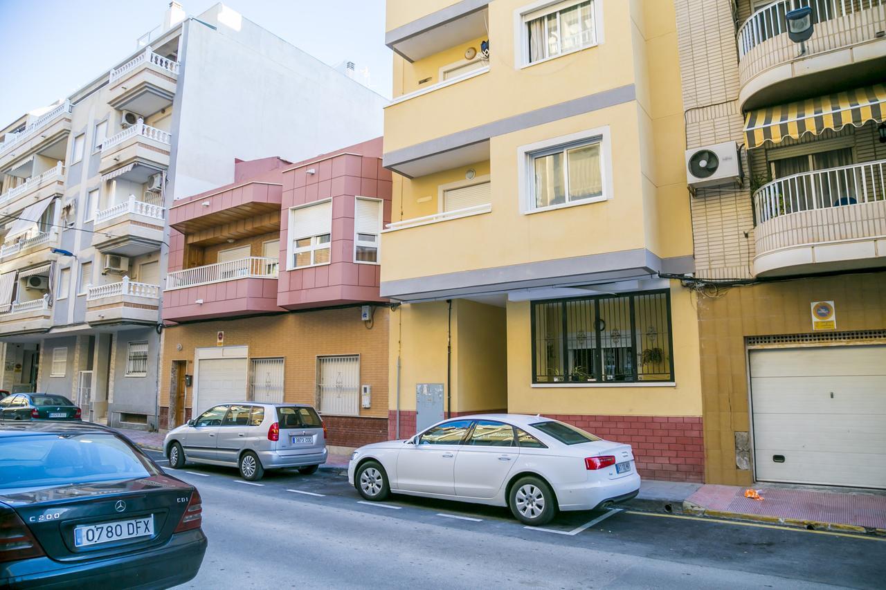 Homely Apartments Blasco Ibanez Torrevieja Luaran gambar