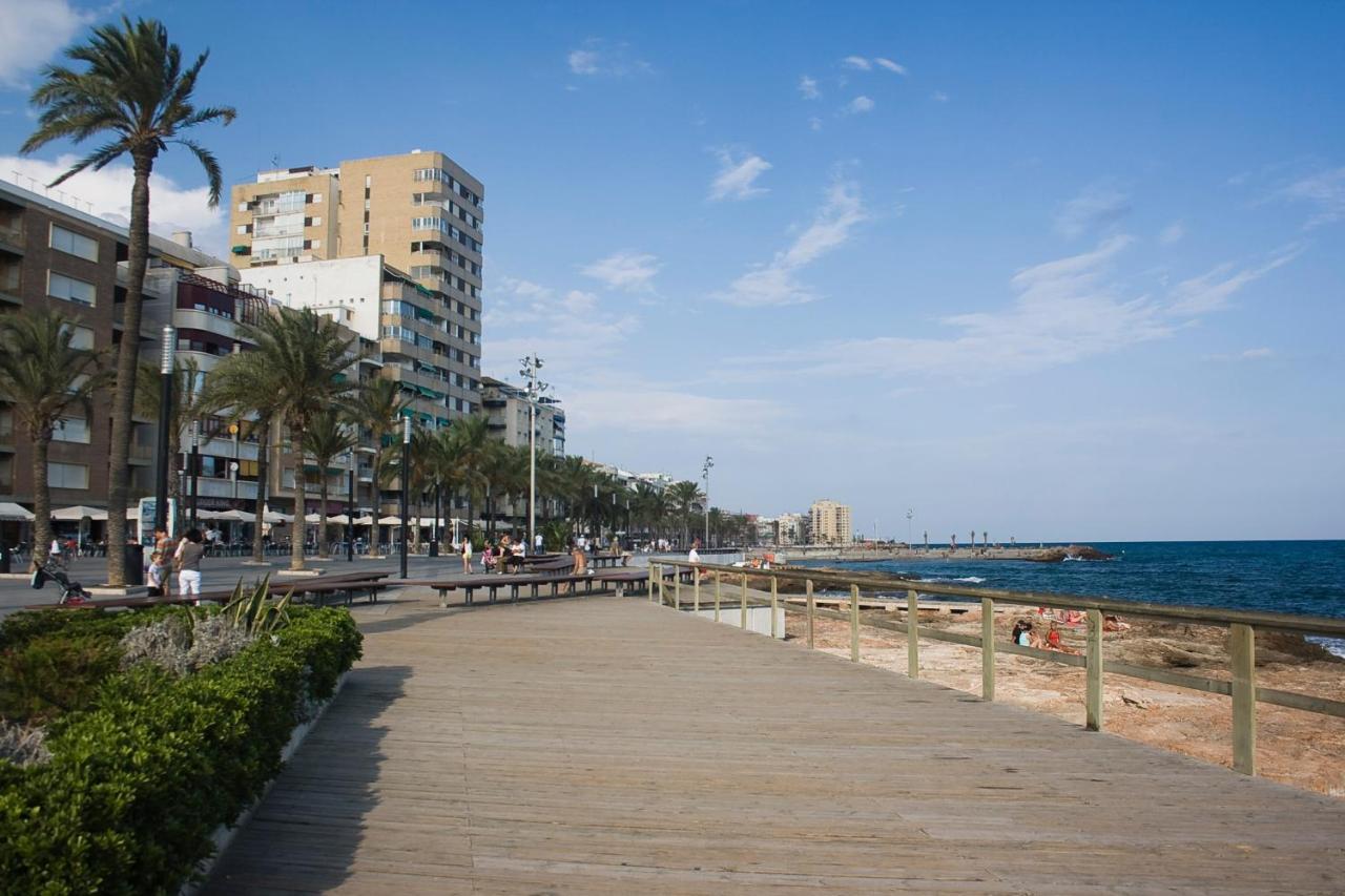 Homely Apartments Blasco Ibanez Torrevieja Luaran gambar